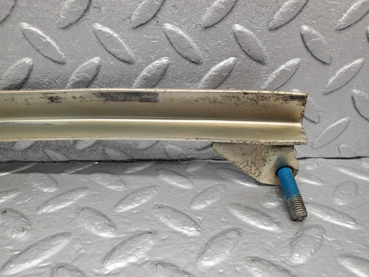 49198 Mercedes-Benz A124 320E Cabriolet Front Left Window Channel