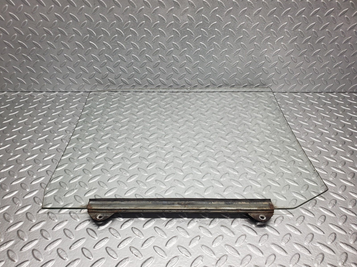 48492 Mercedes-Benz W108 Rear Left Door Window Glass
