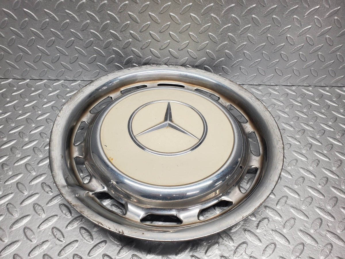 48352 Mercedes-Benz Wheel Trim Hub Cap 14"