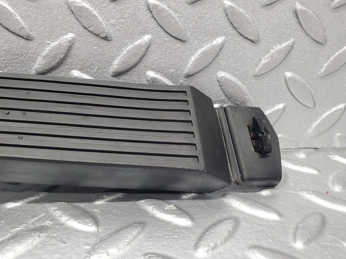 46362 Mercedes-Benz C123 280CE Coupe Accelerator Pedal With Rubber A1233010082
