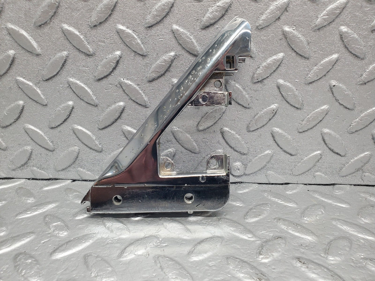 49526 Mercedes-Benz C123 230CE Coupe Right Wing Mirror Triangle Chrome Bracket