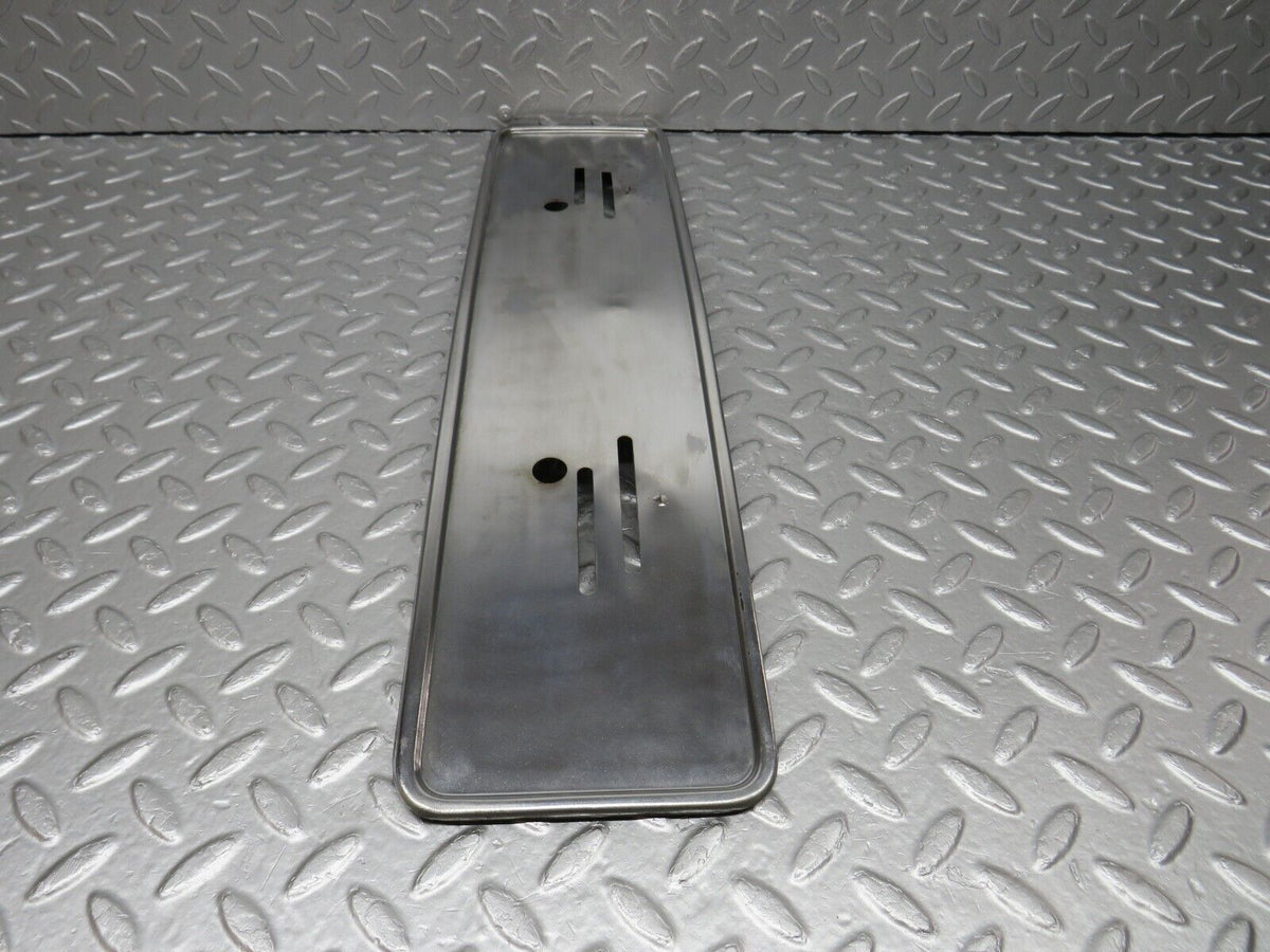40663 Mercedes-Benz W123 300D Front Chrome Number Plate Holder
