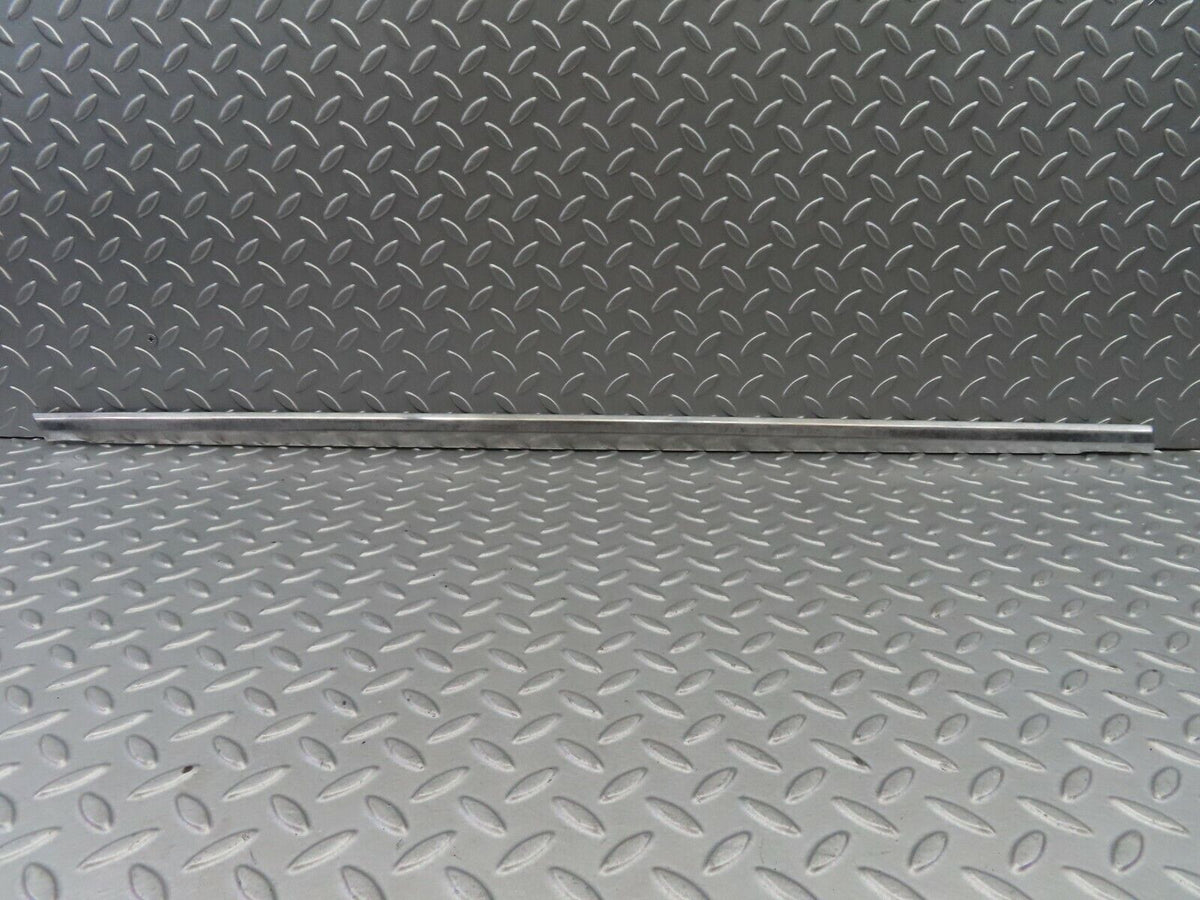 6206 Mercedes-Benz W126 380SE Rear Left Door Chrome Moulding Trim