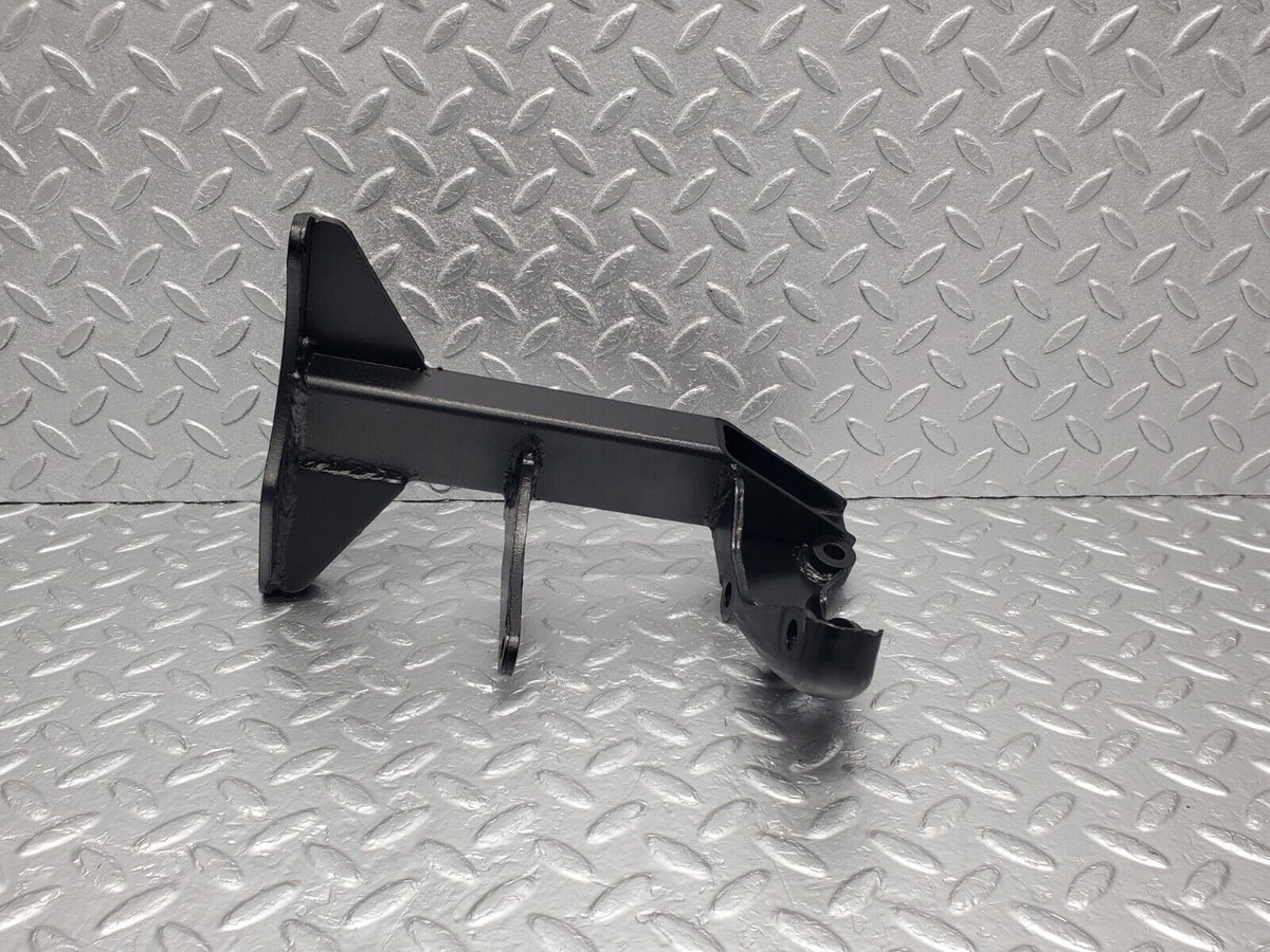 47608 Mercedes-Benz C126 500SEC Coupe Air Condition Compressor Mount Bracket