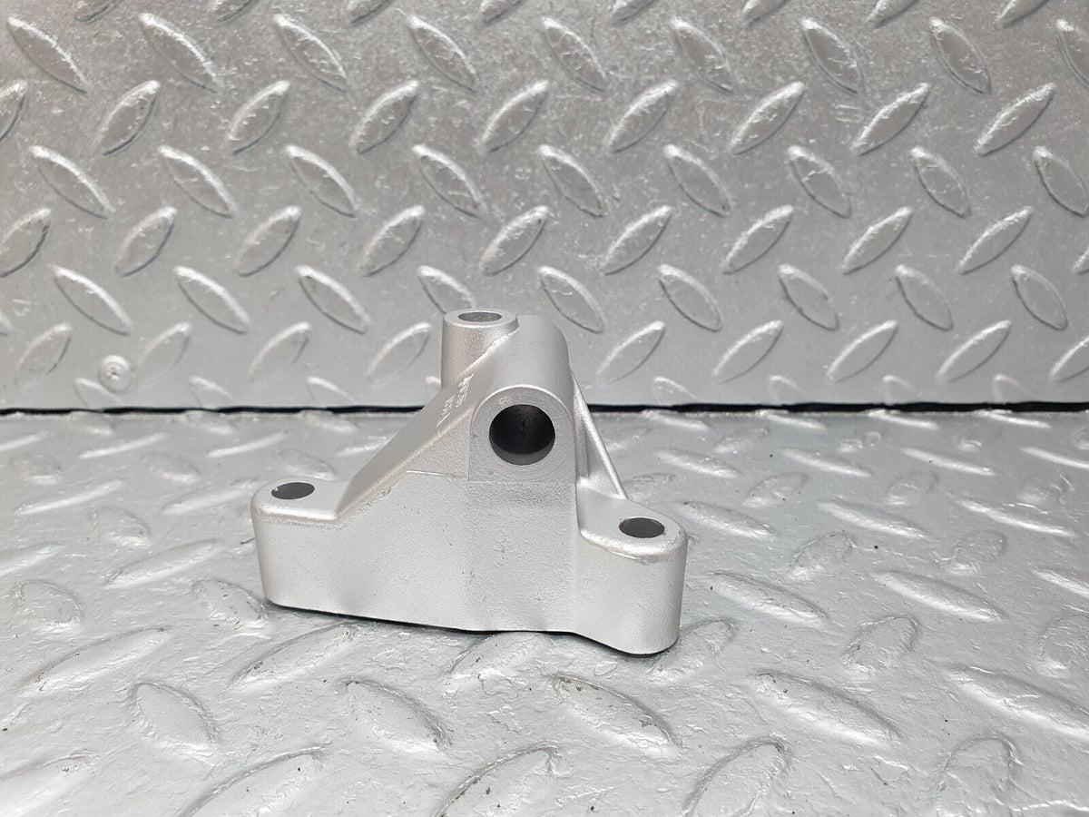 41524 Mercedes-Benz W124 200E Alternator Generator Support Bracket A1021550835