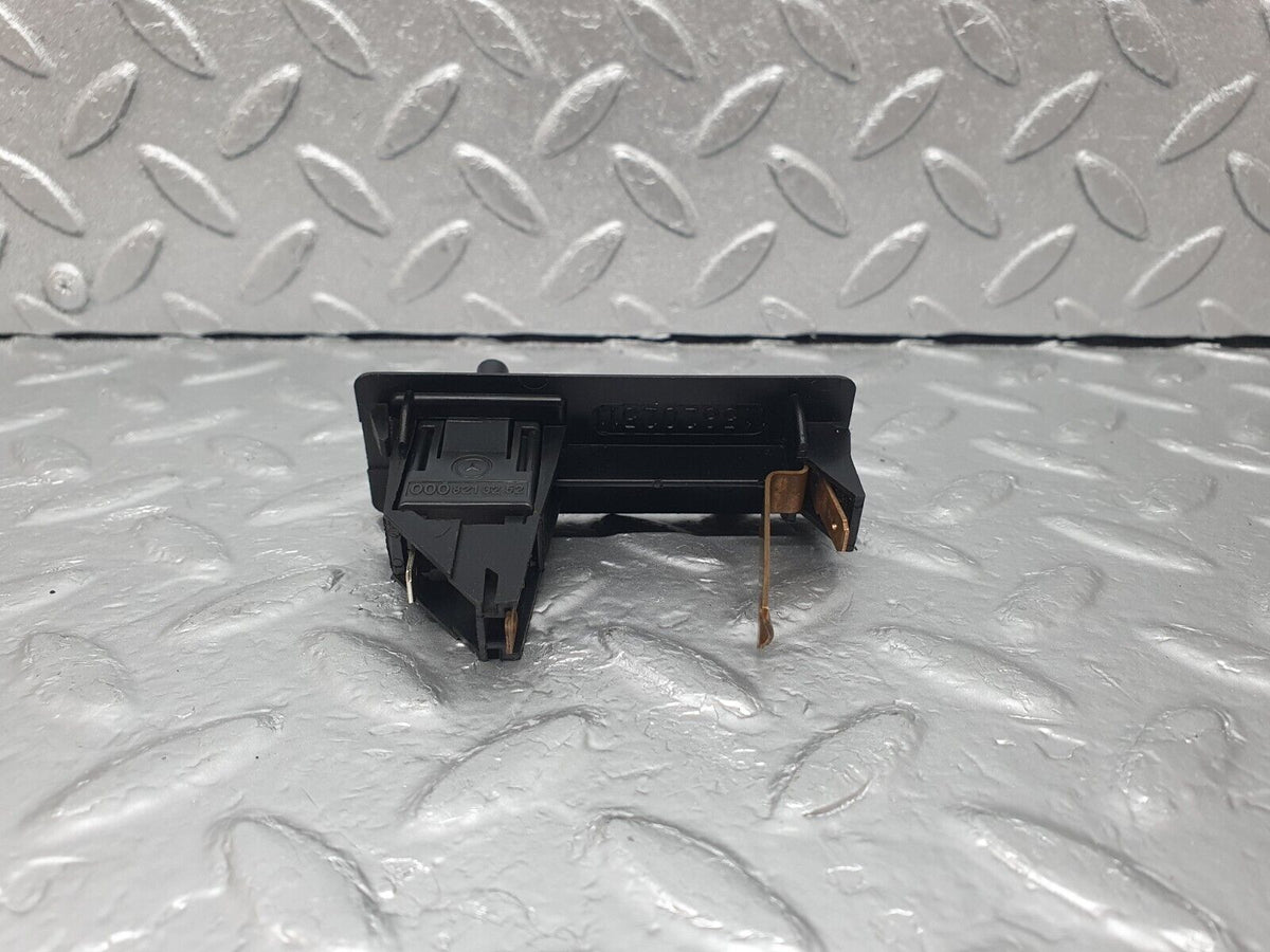 43547 Mercedes-Benz C126 380SEC Coupe Trunk Boot Light Switch A1158202511 A0008213252