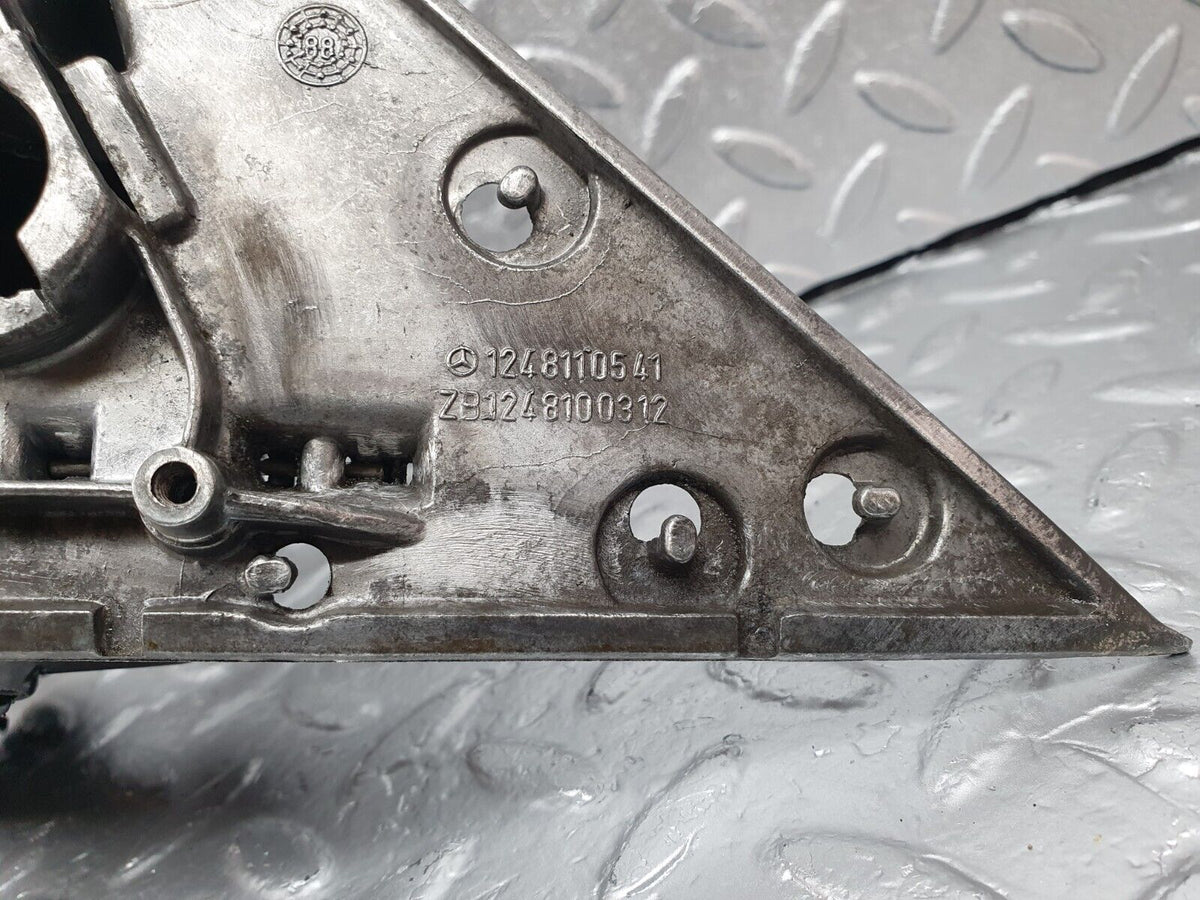 42857 Mercedes-Benz W201 190 2.0L Wing Mirror Bracket With Frame Left A1248110335 A1248110541