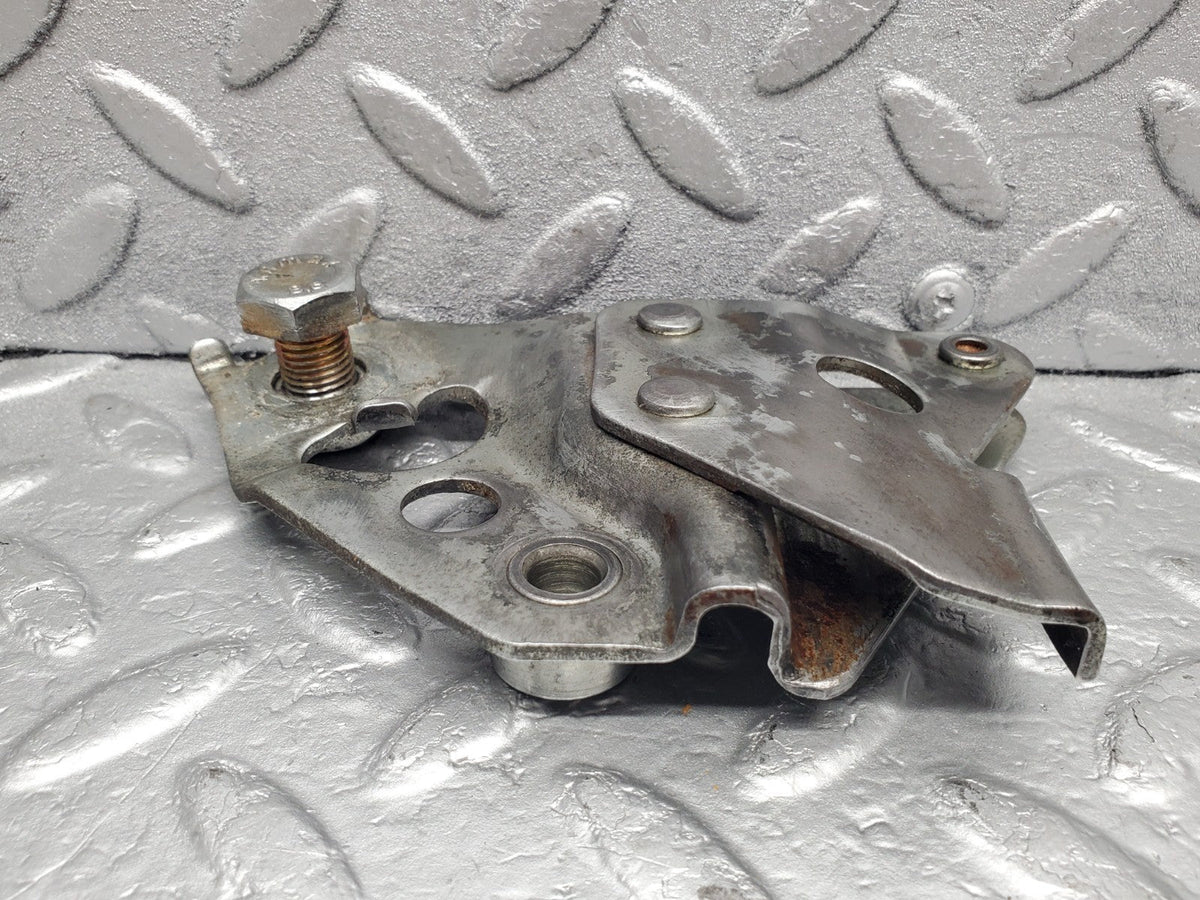 50236 Mercedes-Benz V123 240D LWB Front Right Seat Belt Bracket