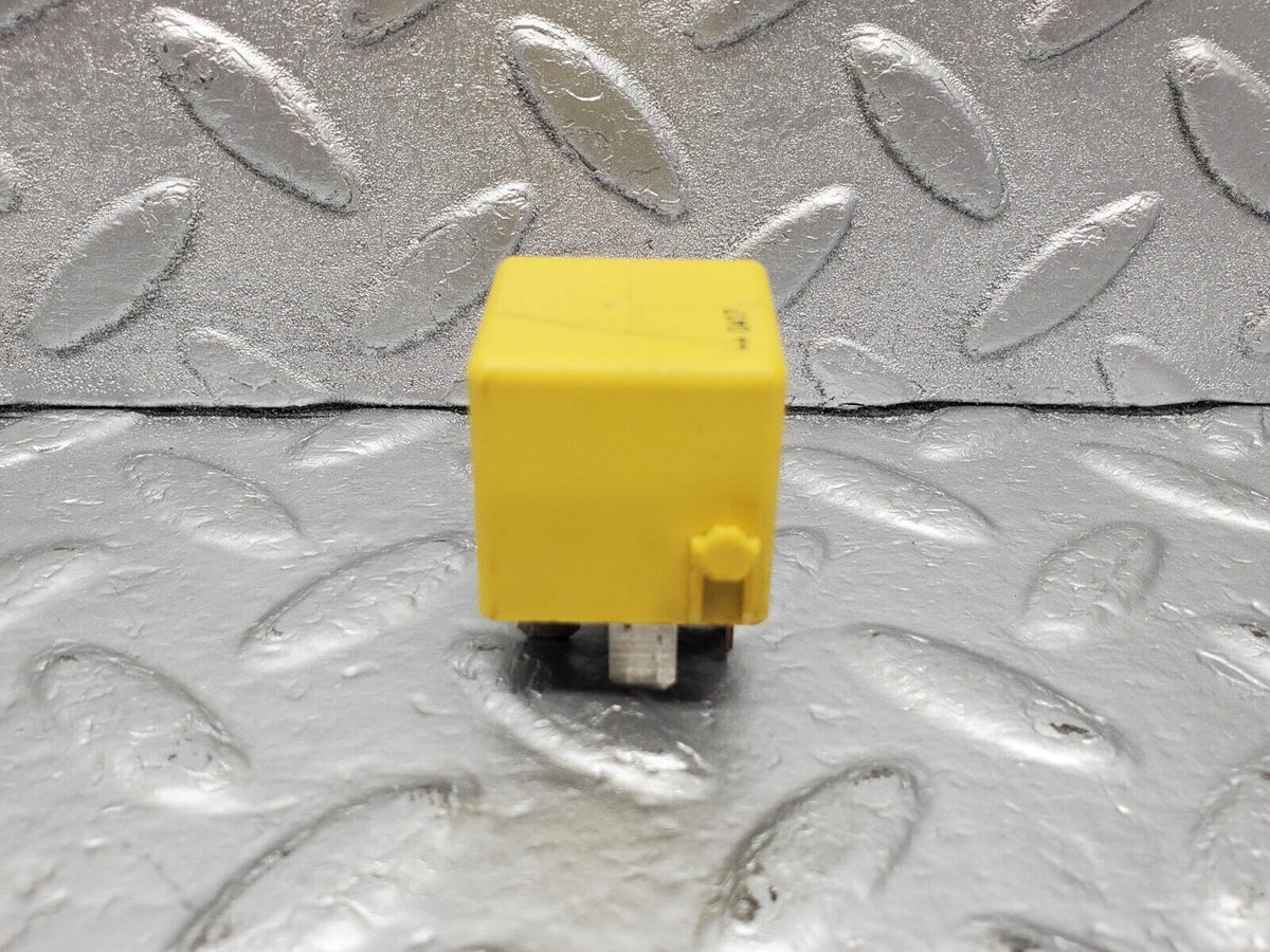 47895 Mercedes-Benz R230 350SL Coupe Multi Purpose Relay A0025421419