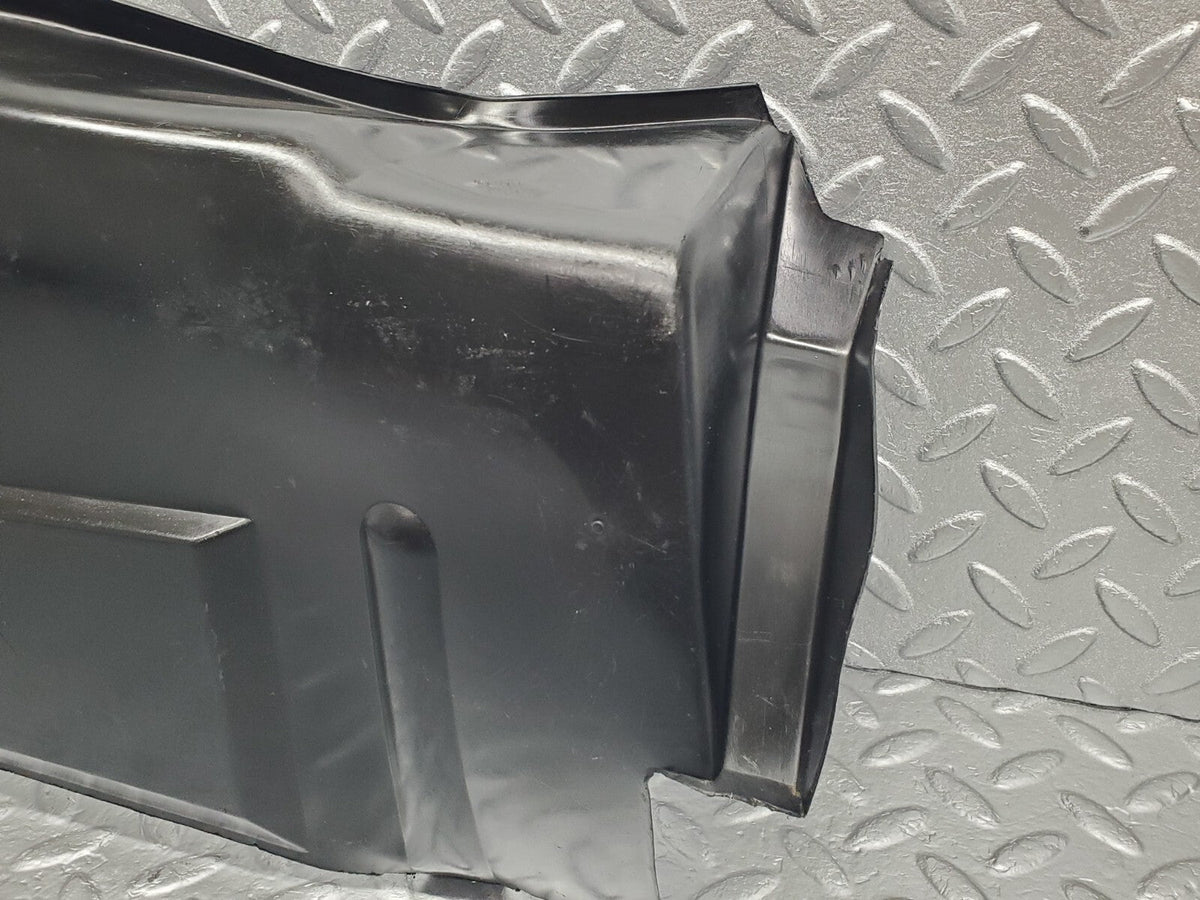 48956 Mercedes-Benz A124 320E Cabriolet Engine Compartment Cover Left Side A1246261930