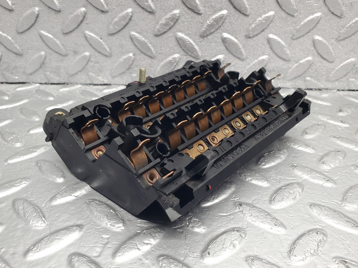 51348 Mercedes-Benz W123 Fuse Box A1235400650