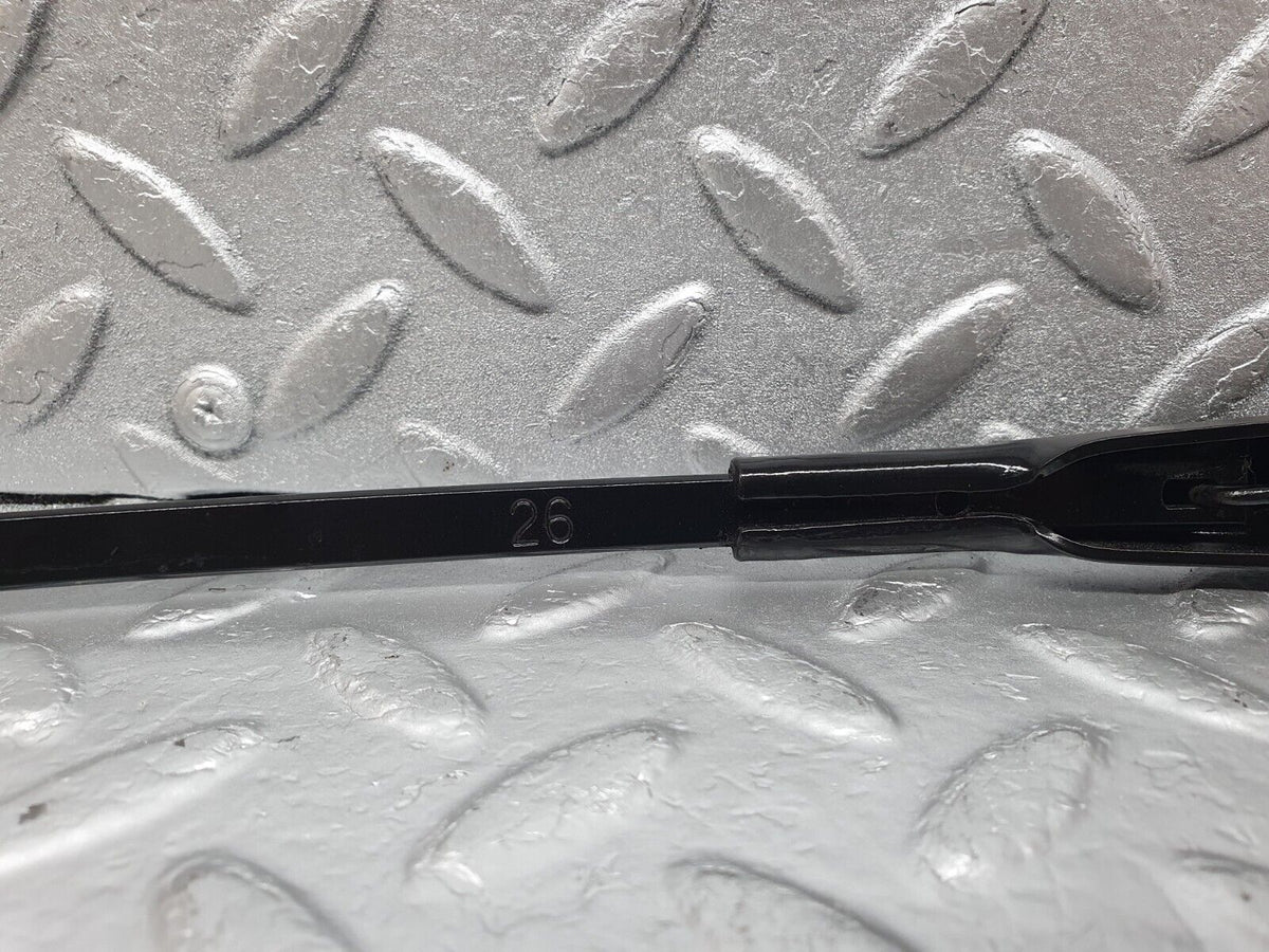 43704 Mercedes-Benz C126 380SEC Coupe Windscreen Wiper Arm Right Side Bosch