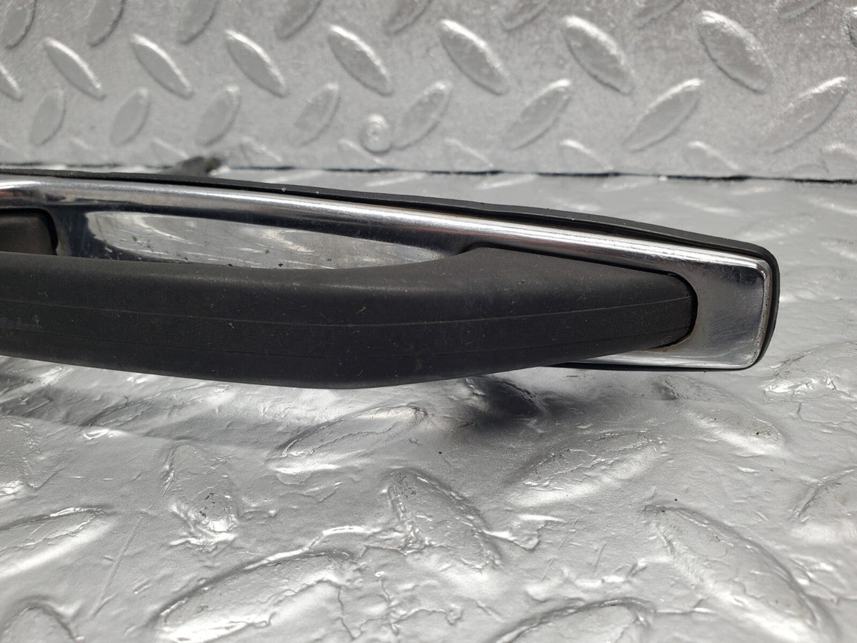 48616 Mercedes-Benz W123 Front Right Door Exterior Handle No Key