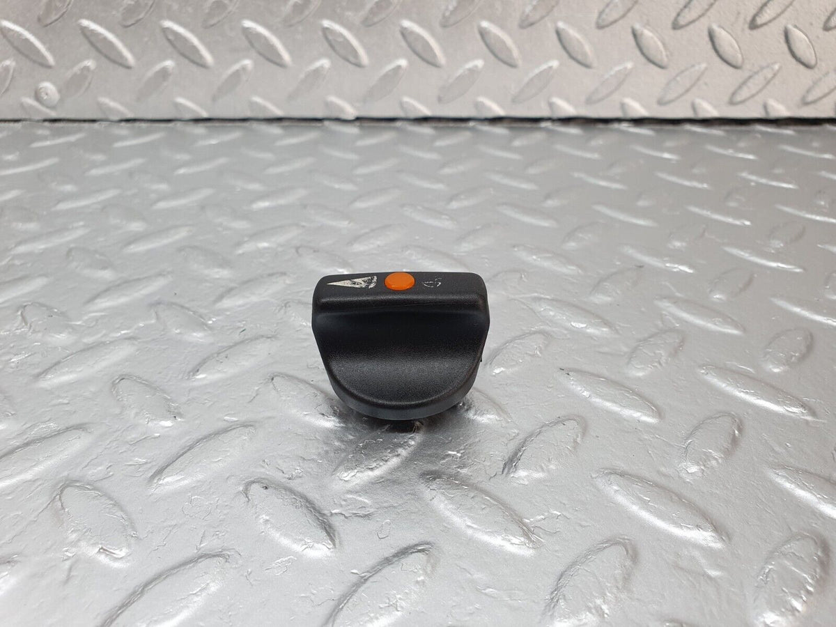 42946 Mercedes-Benz W201 190 2.0L Headlight Switch Knob