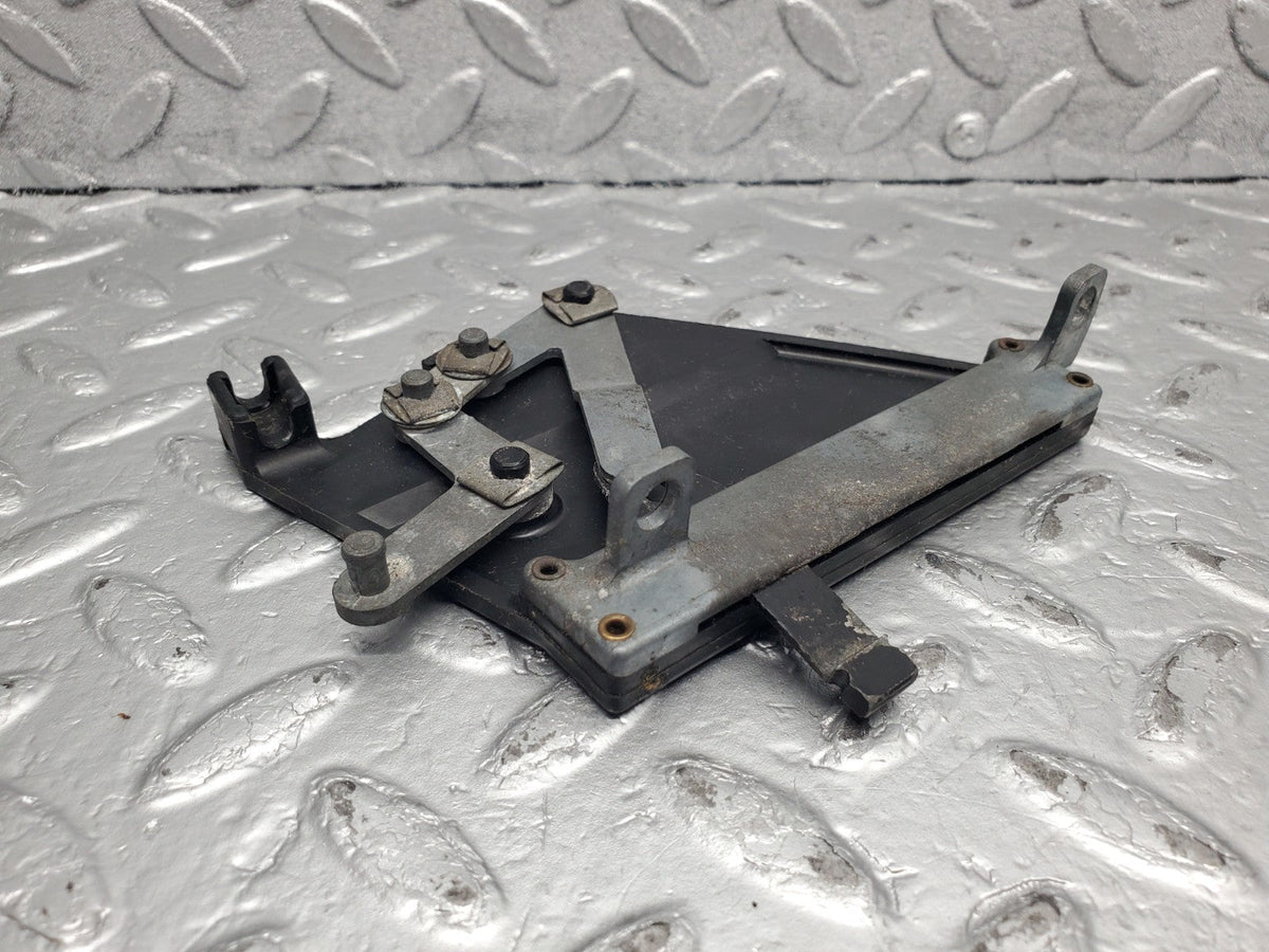 51360 Mercedes-Benz C107 R107 Air Vent Control Lever Left A1078300385