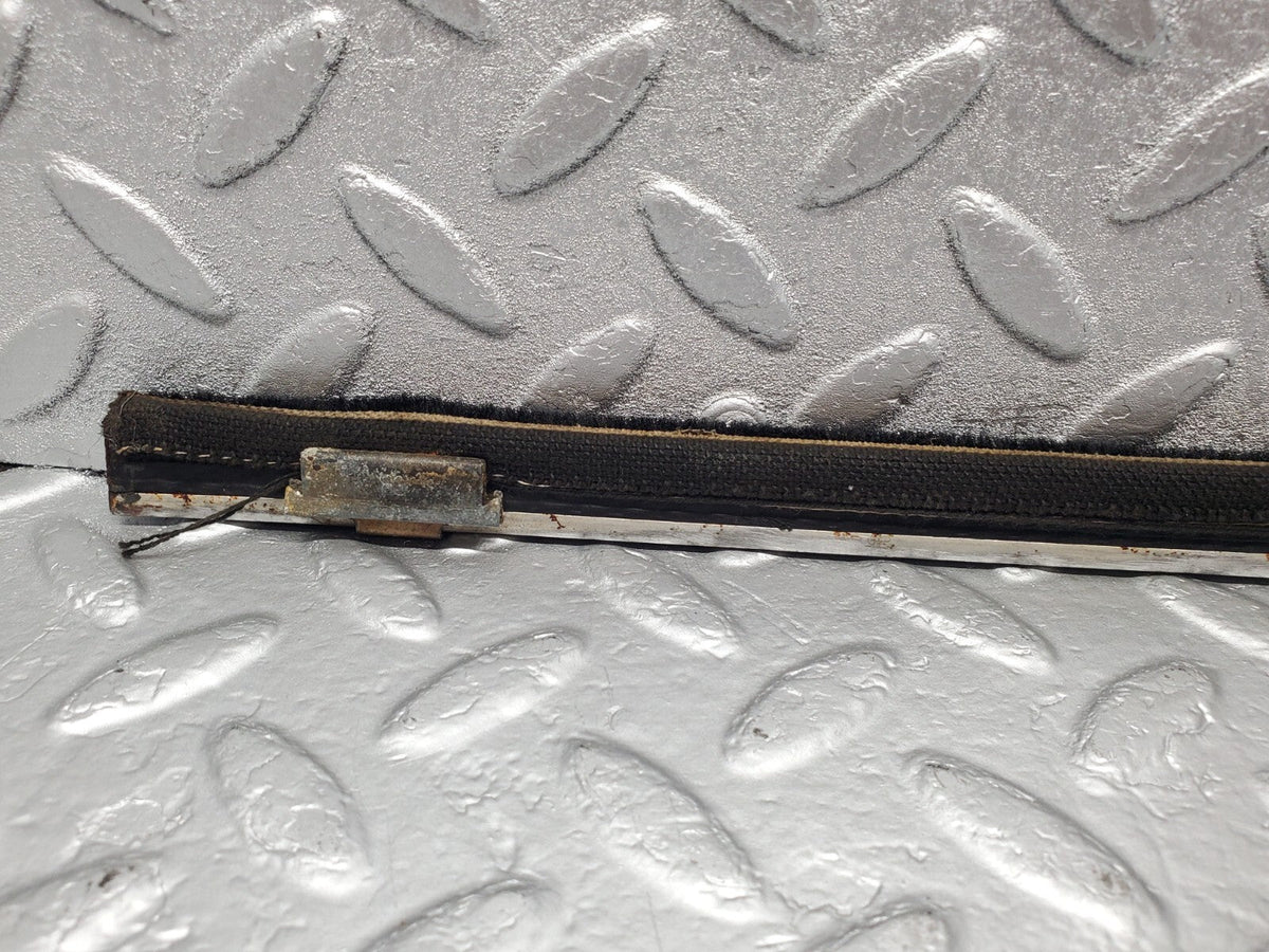 48501 Mercedes-Benz W108 Front Left Door Window Sealing Rail Strip