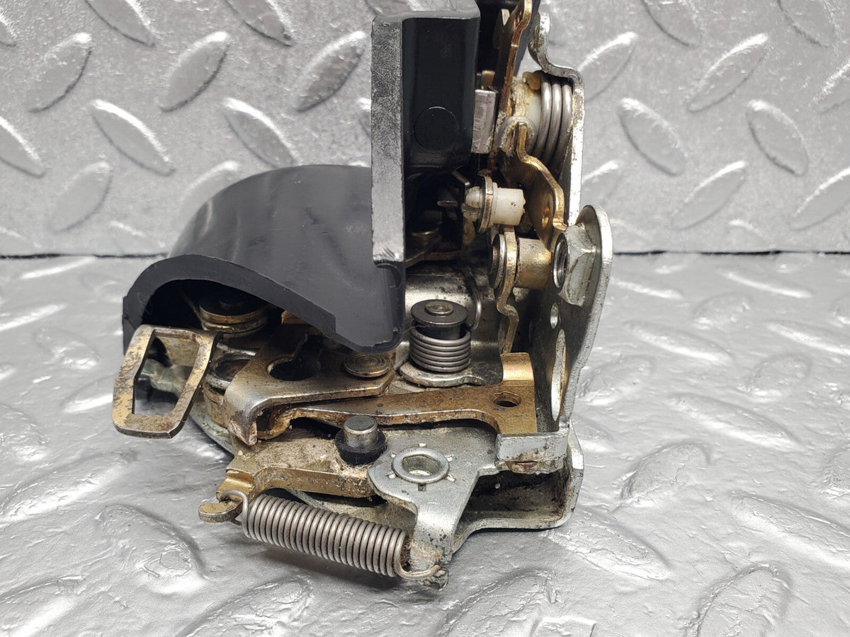 48624 Mercedes-Benz W123 Rear Right Door Lock Mechanism A1237330208