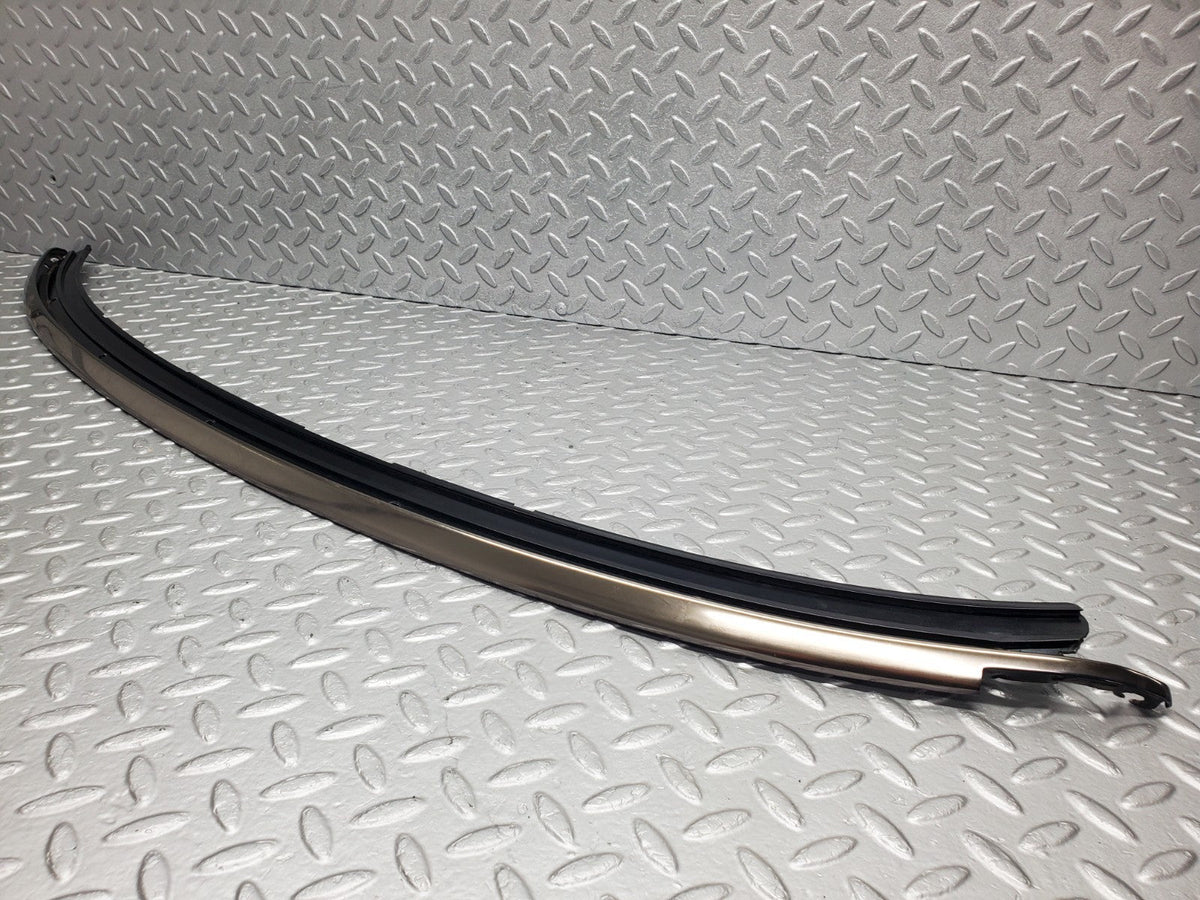 49405 Mercedes-Benz A124 320E Cabriolet Windscreen Top Moulding Trim