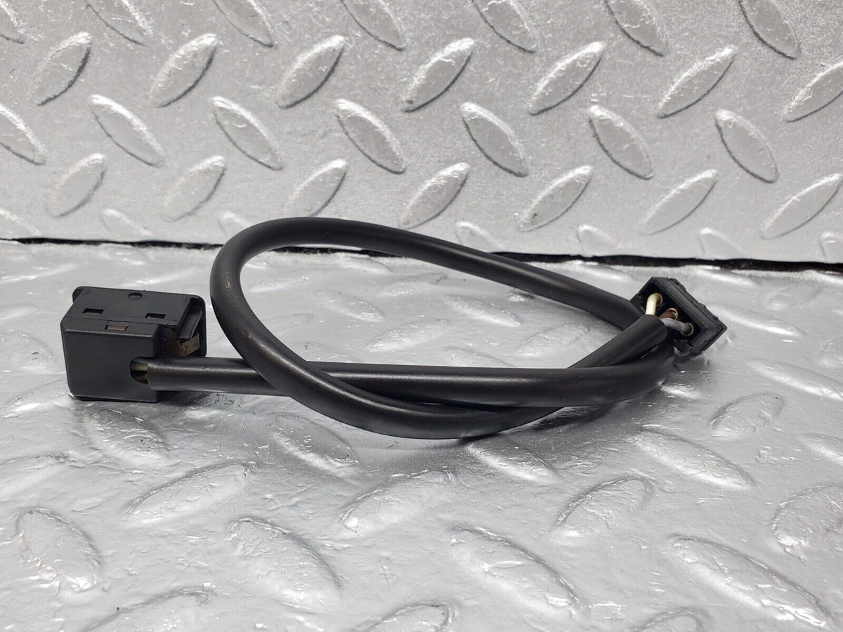 45660 Mercedes-Benz W126 420SE Steering Column Adjustment Switch A0025458007