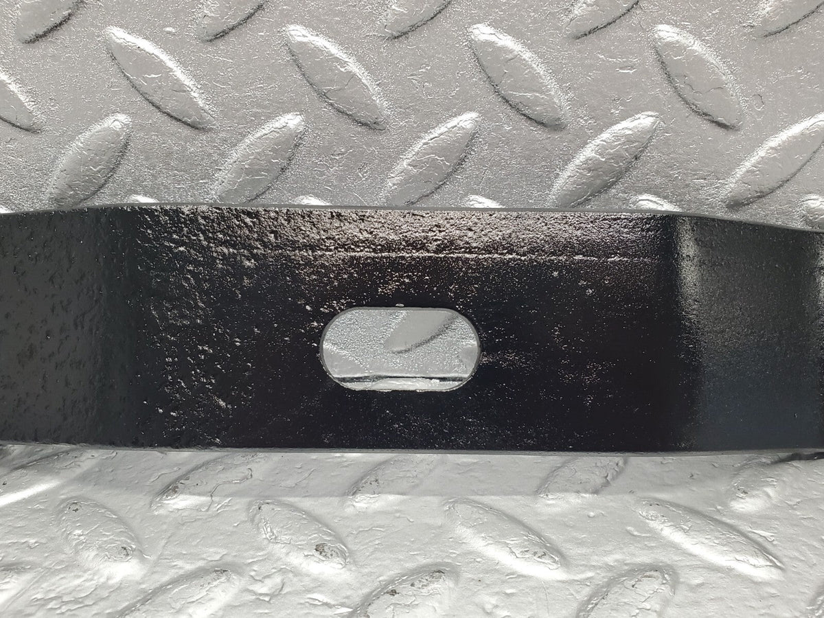 48567 Mercedes-Benz W108 Front Right Bumper Bracket