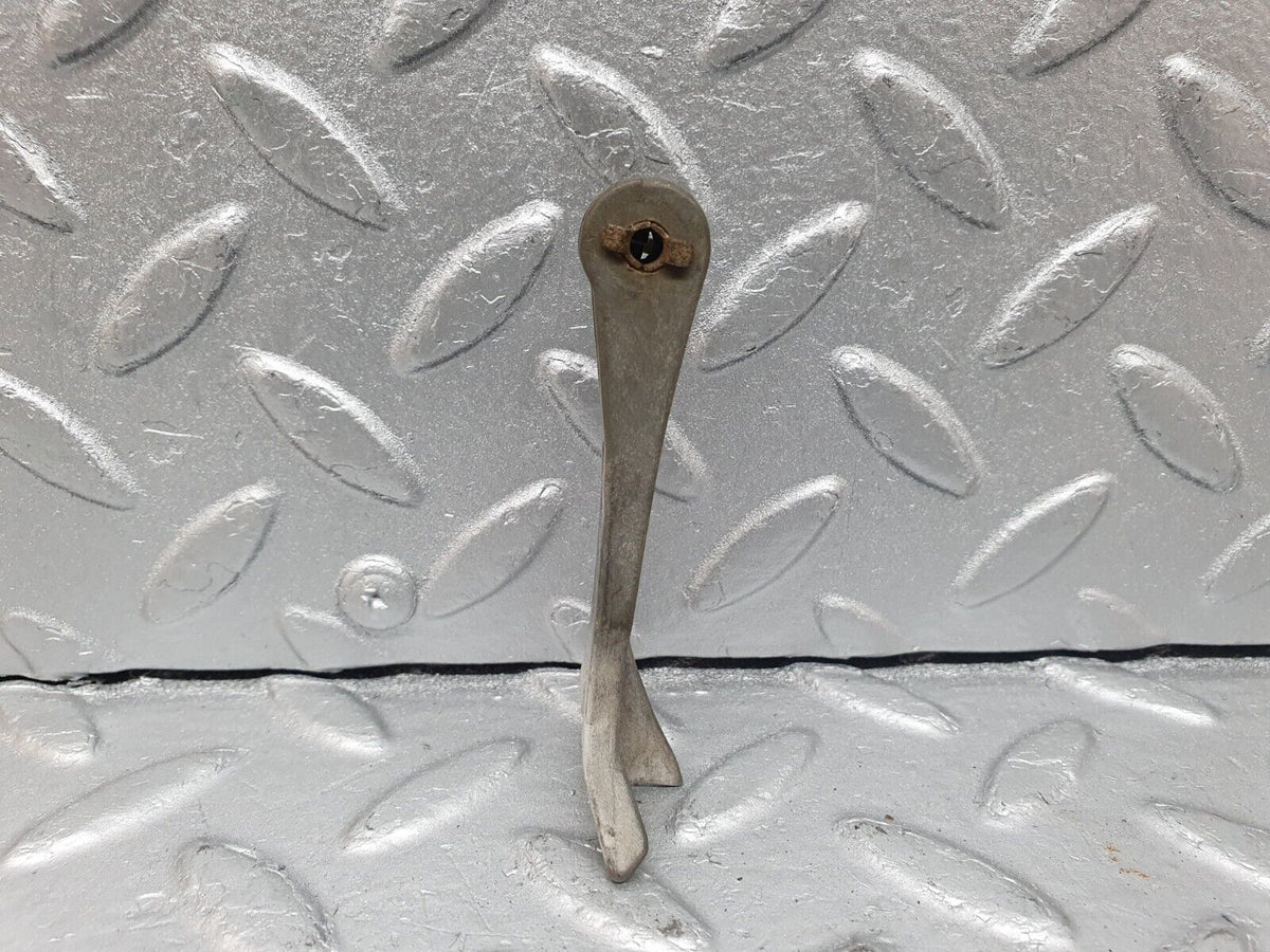 41030 Mercedes-Benz W126 300SE Bonnet Release Pull Handle
