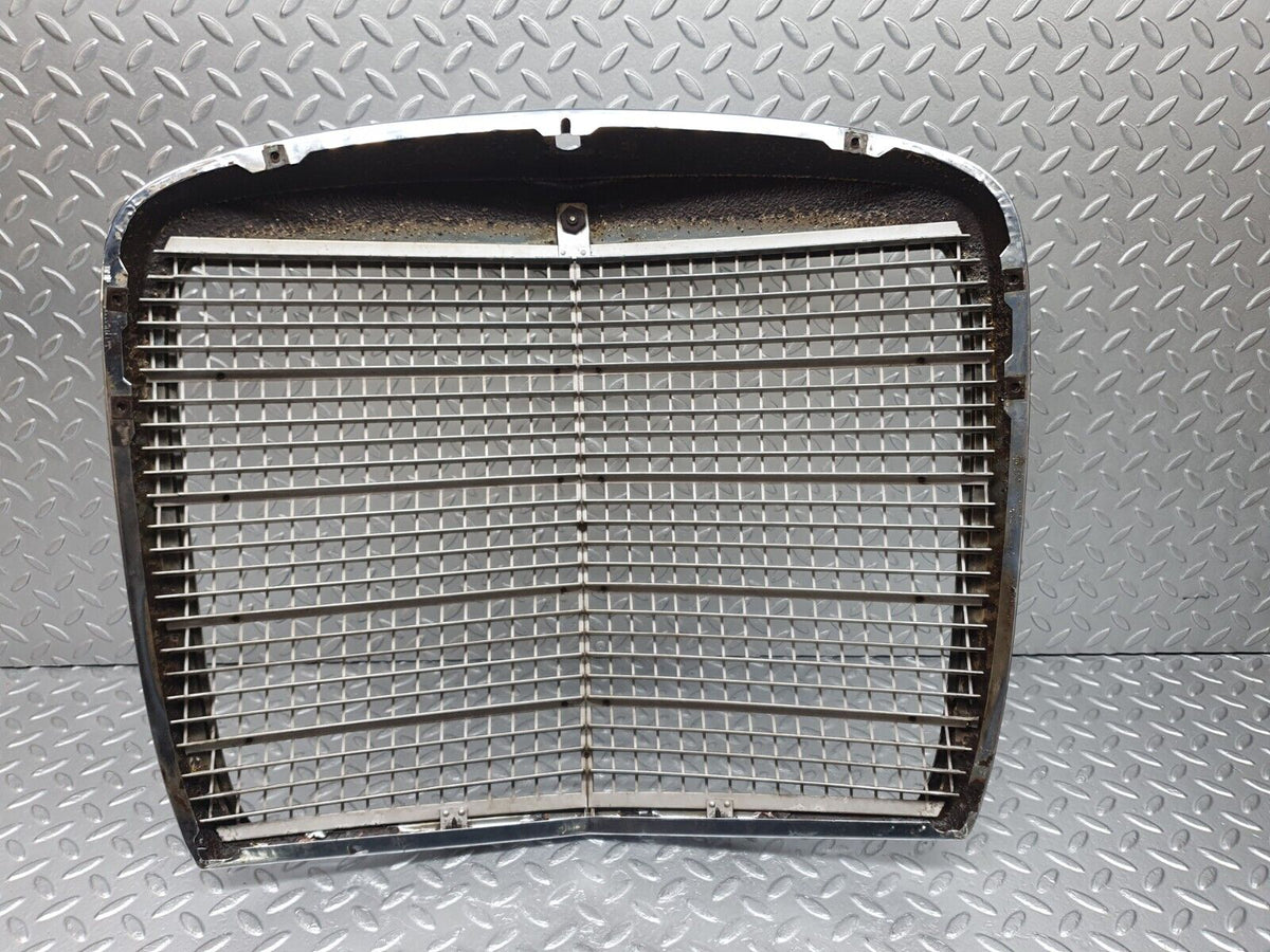 43398 Mercedes-Benz W108 280SE Bonnet Grill Chrome