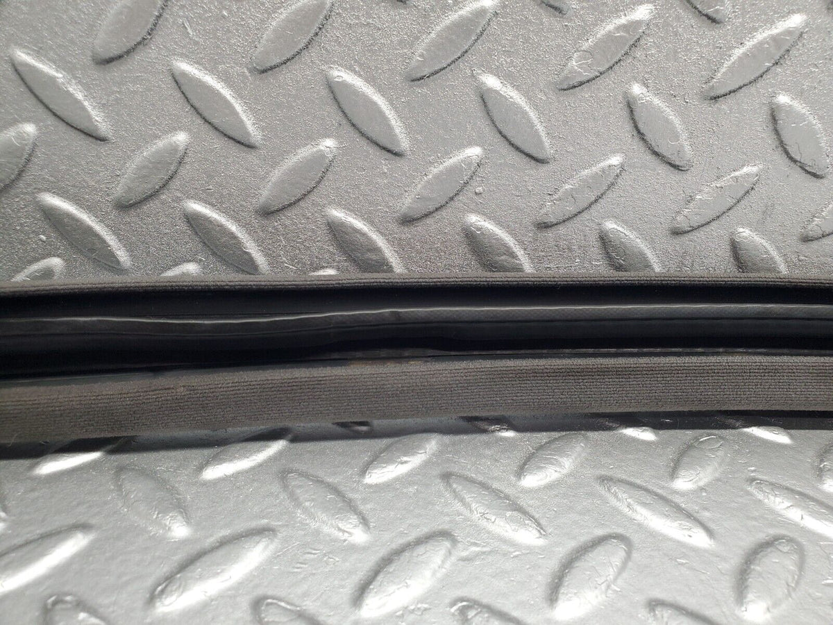 47979 Mercedes-Benz R230 350SL Coupe Door Edge Seal Left Side