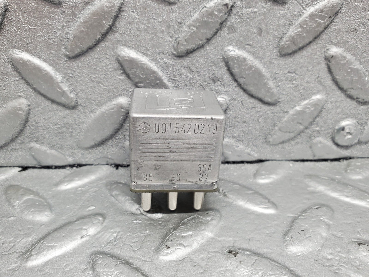 49663 Mercedes-Benz R107 380SL Multi Purpose Relay A0015420219