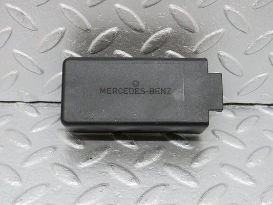 40669 Mercedes-Benz W123 300D Glow Plug Relay Cover A0005454245 A3330591371