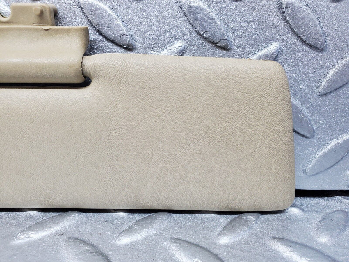 45593 Mercedes-Benz W126 420SE Middle Sun Visor Beige
