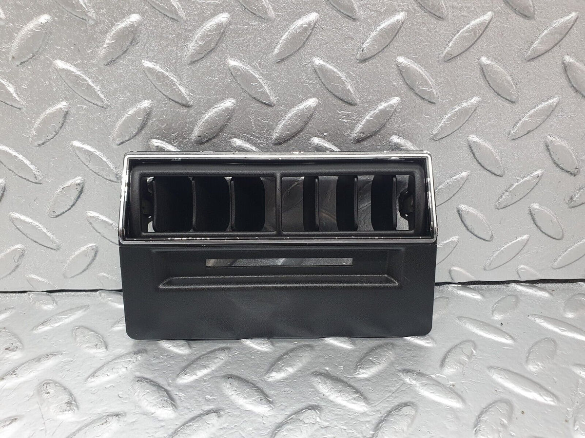 43679 Mercedes-Benz C126 380SEC Coupe Centre Console Air Vent A1268300013