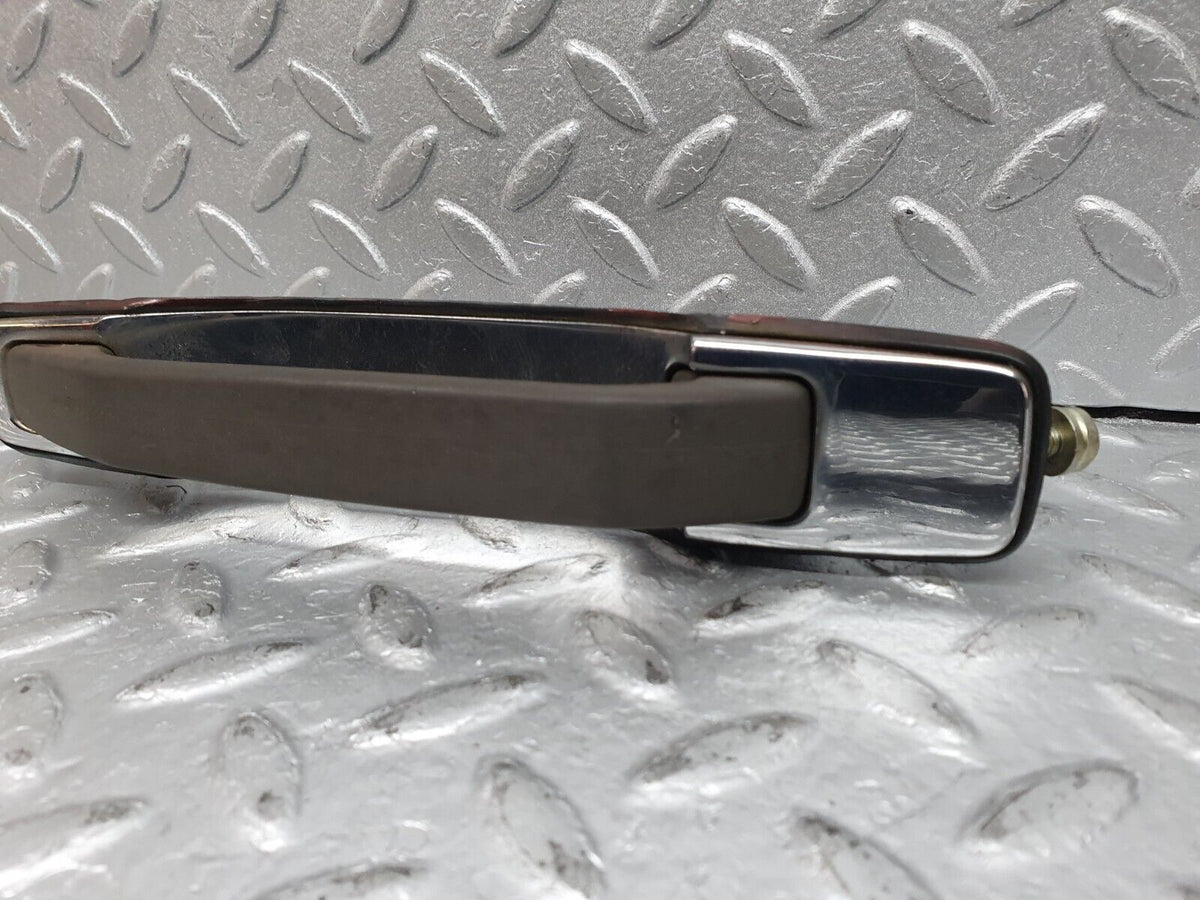 41082 Mercedes-Benz W126 300SE Rear Left Exterior Door Handle