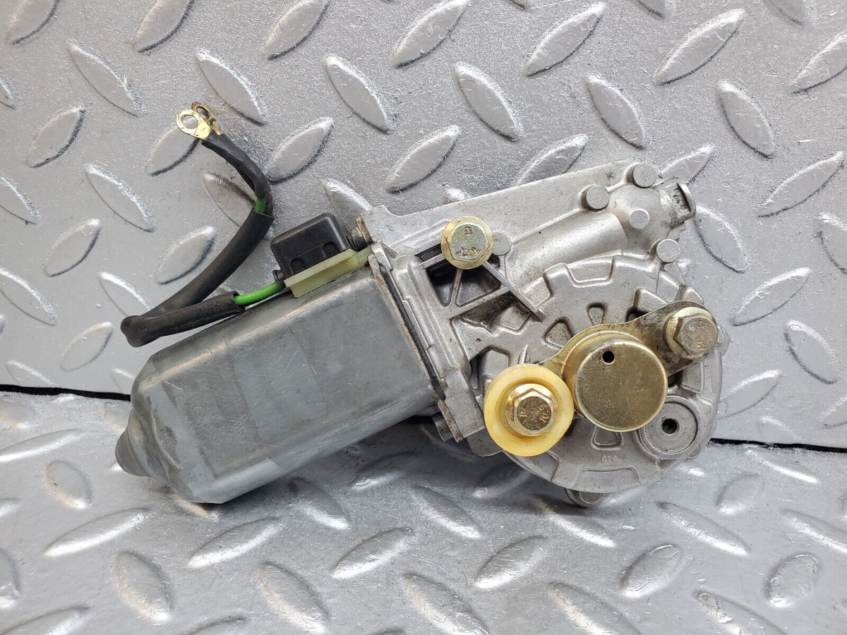 44796 Mercedes-Benz W124 220E Window Regulator Motor Front Left Bosch 0130821284