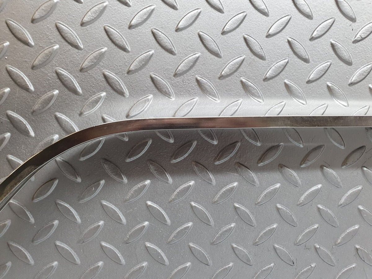 44201 Mercedes-Benz C123 230CE Coupe Chrome Roof Trim Cladding Left Side