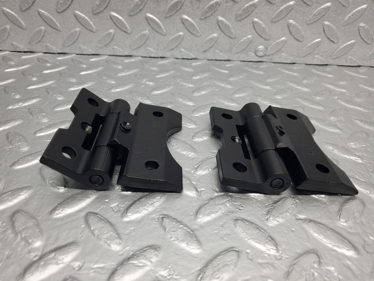 48313 Mercedes-Benz C126 Coupe Door Hinge Right Side A1237200037