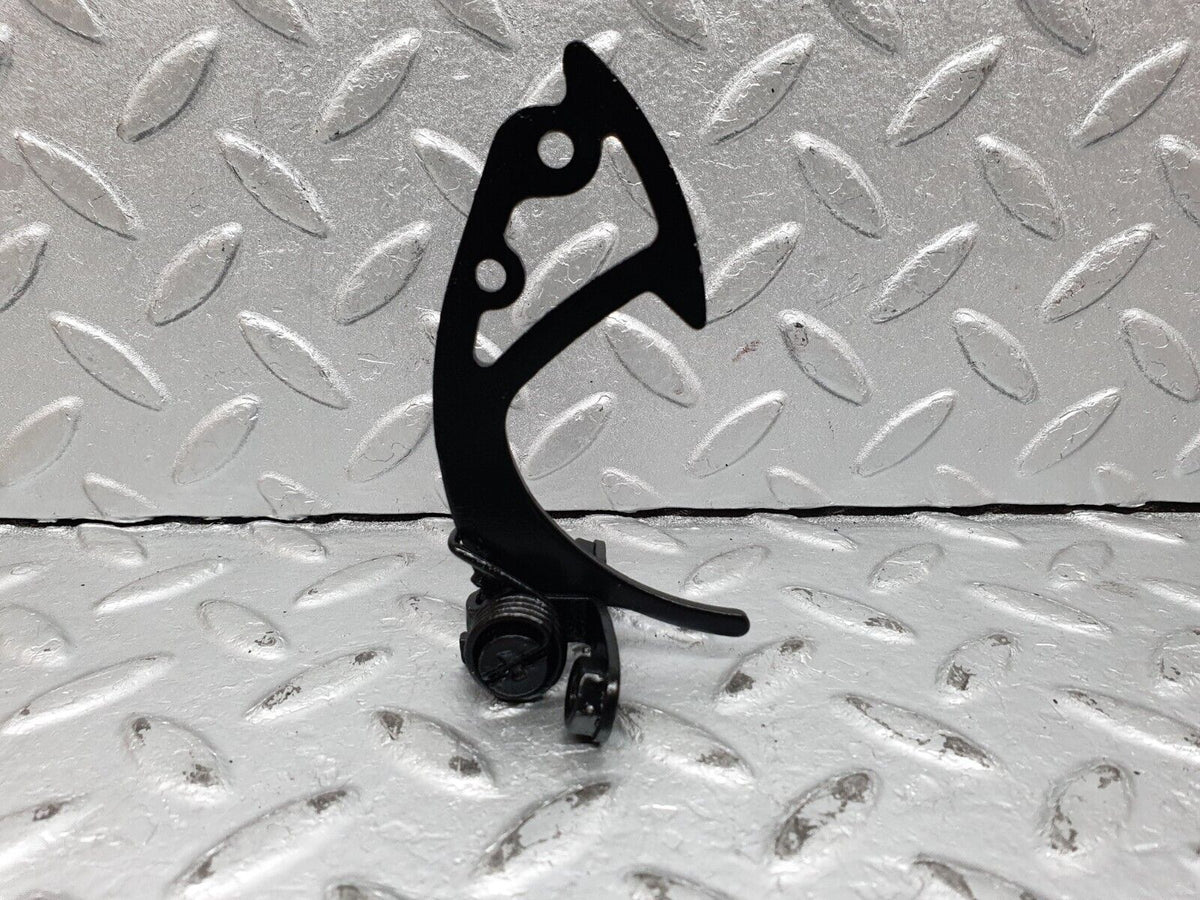 41166 Mercedes-Benz W126 300SE Bonnet Safety Latch