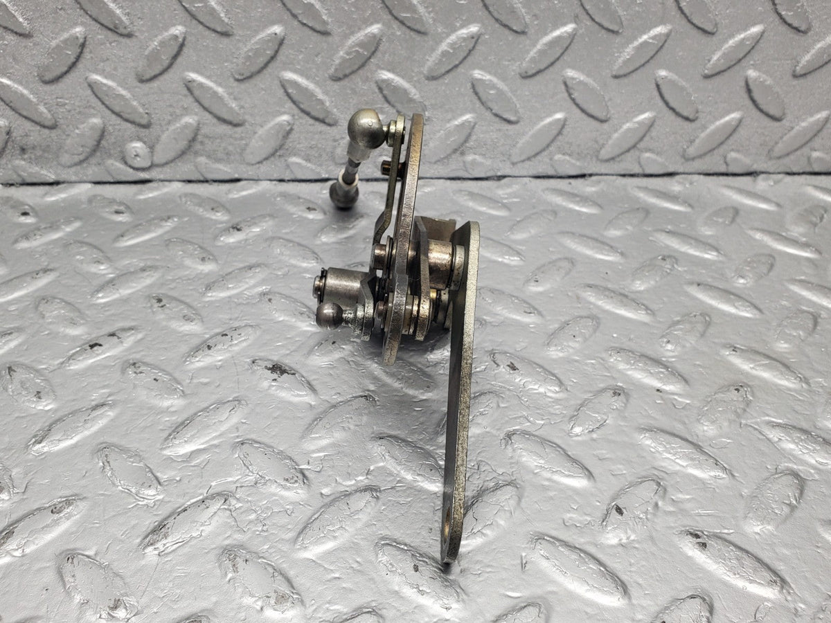 50894 Mercedes-Benz W108 280SE 3.5 Throttle Linkage