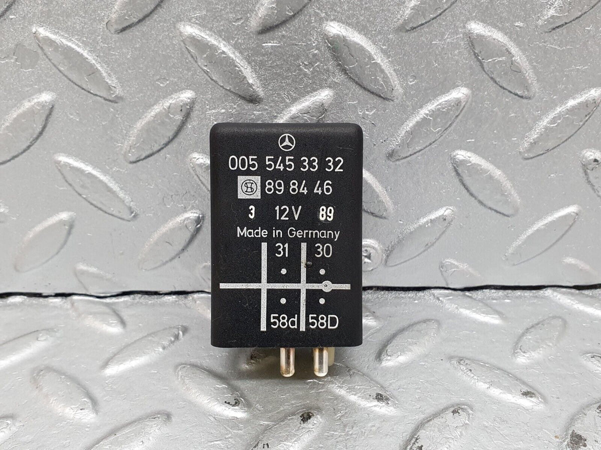 41098 Mercedes-Benz W126 300SE Light Control Relay A0055453332