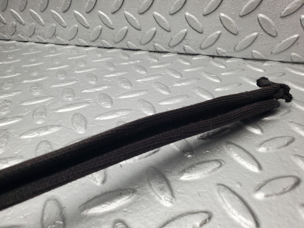 50580 Mercedes-Benz W108 280SE 3.5 Door Edge Seal Front Left Side