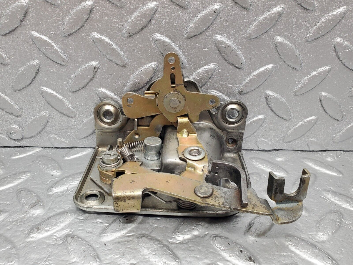 48134 Mercedes-Benz C107 R107 Left Door Lock Mechanism