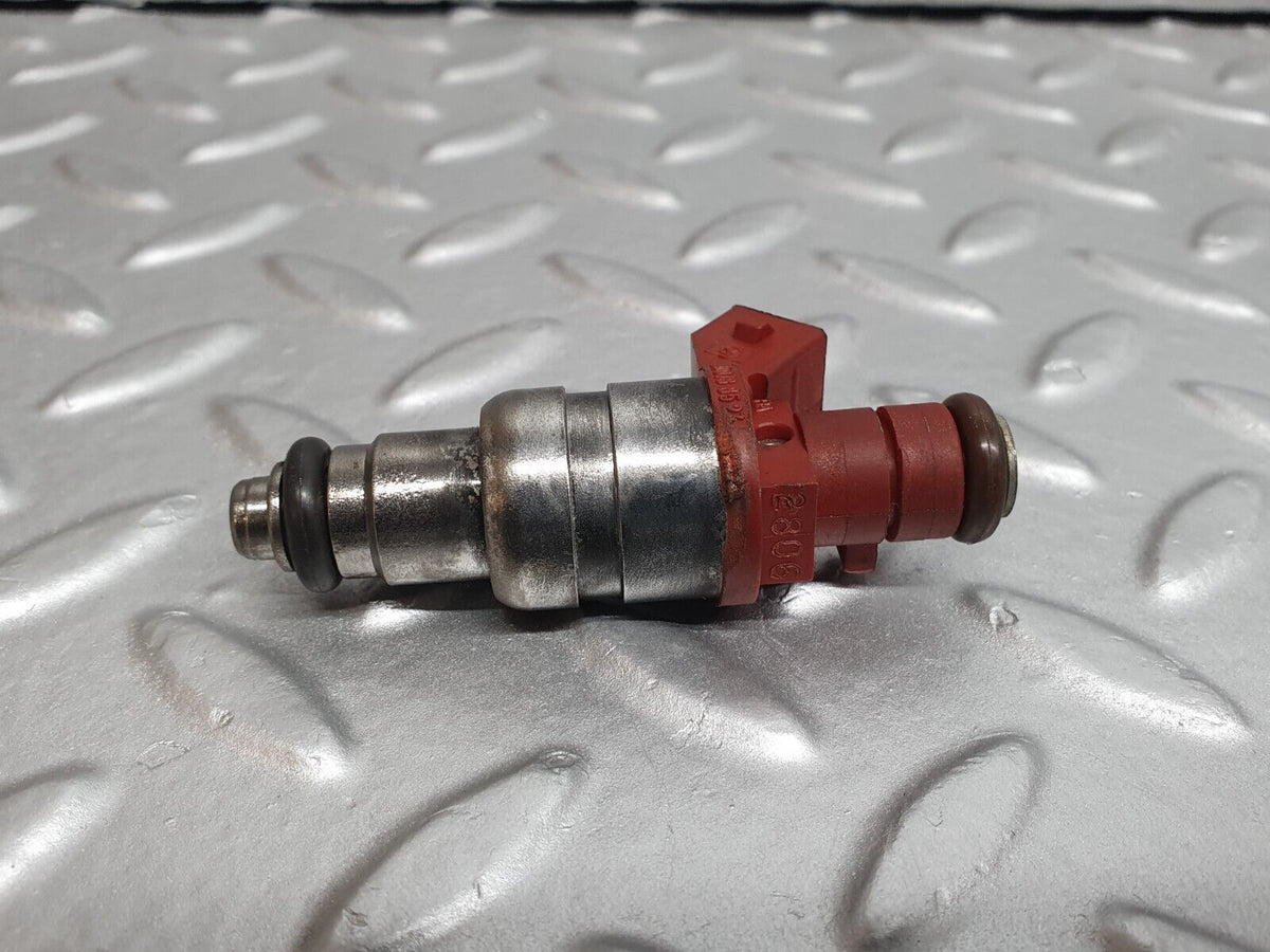42057 Mercedes-Benz W202 C200 Fuel Injector Siemens A0000788523