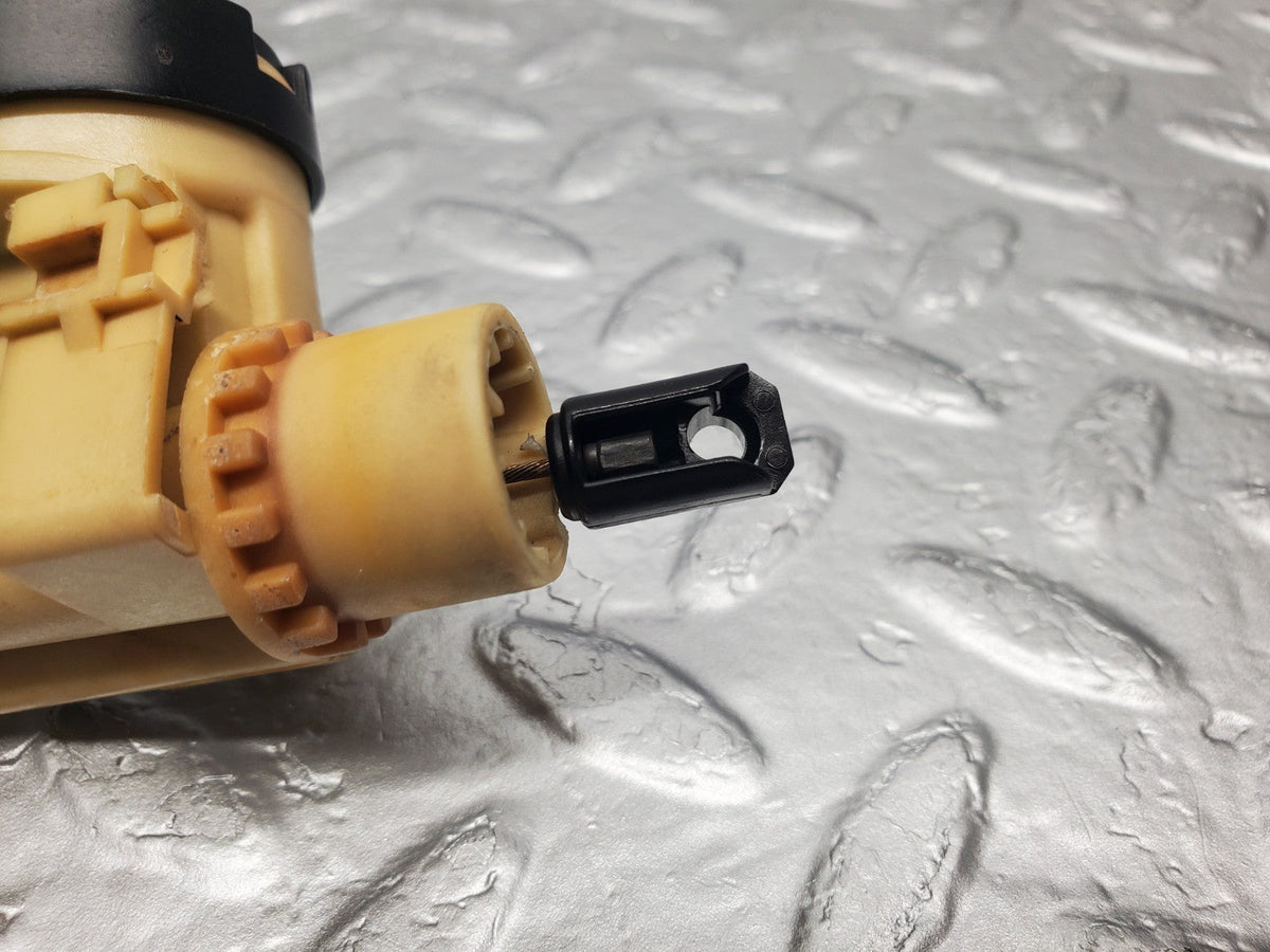 50372 Mercedes-Benz Automatic Gearbox Kickdown Cable 722.324