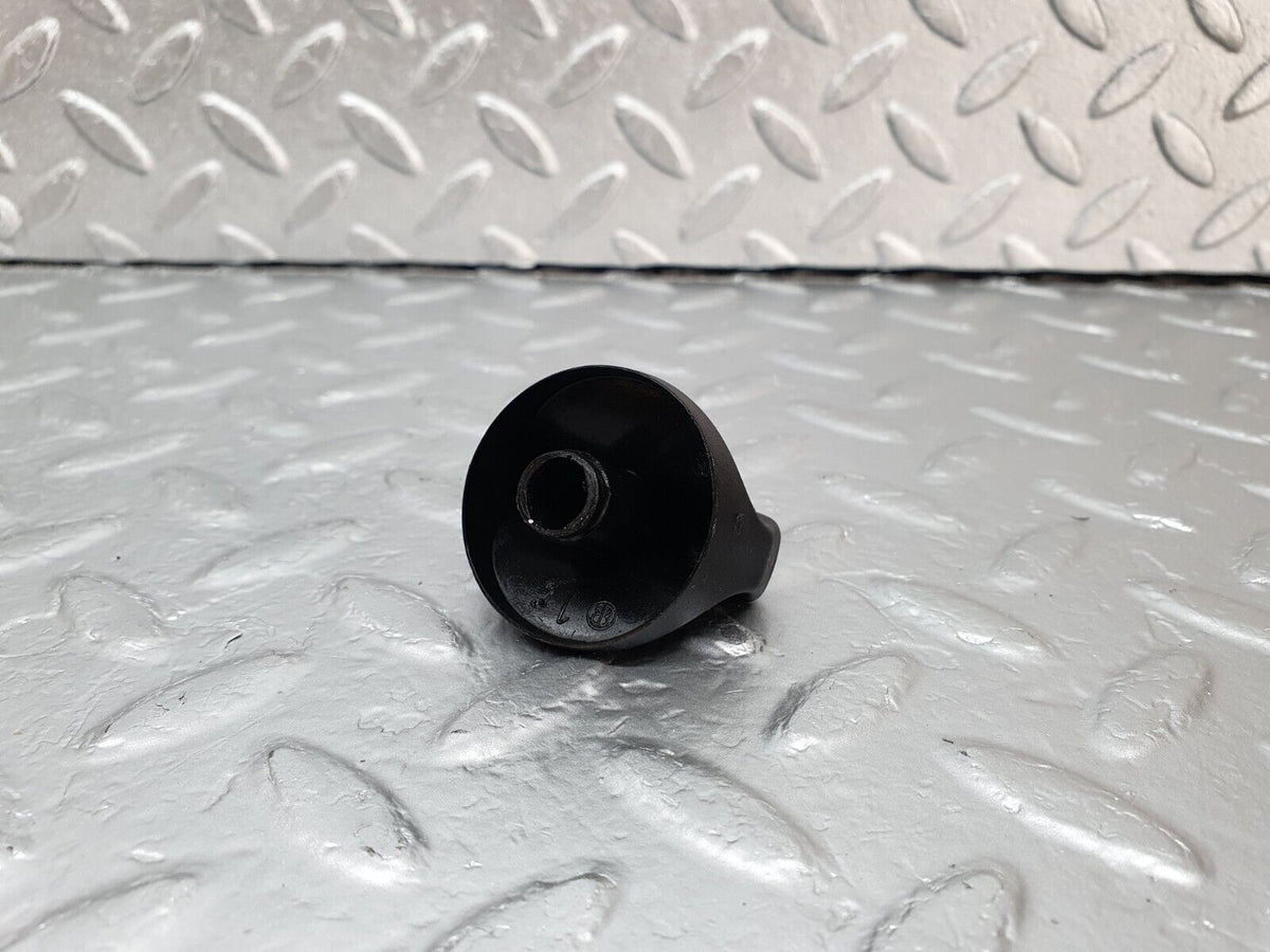 42946 Mercedes-Benz W201 190 2.0L Headlight Switch Knob