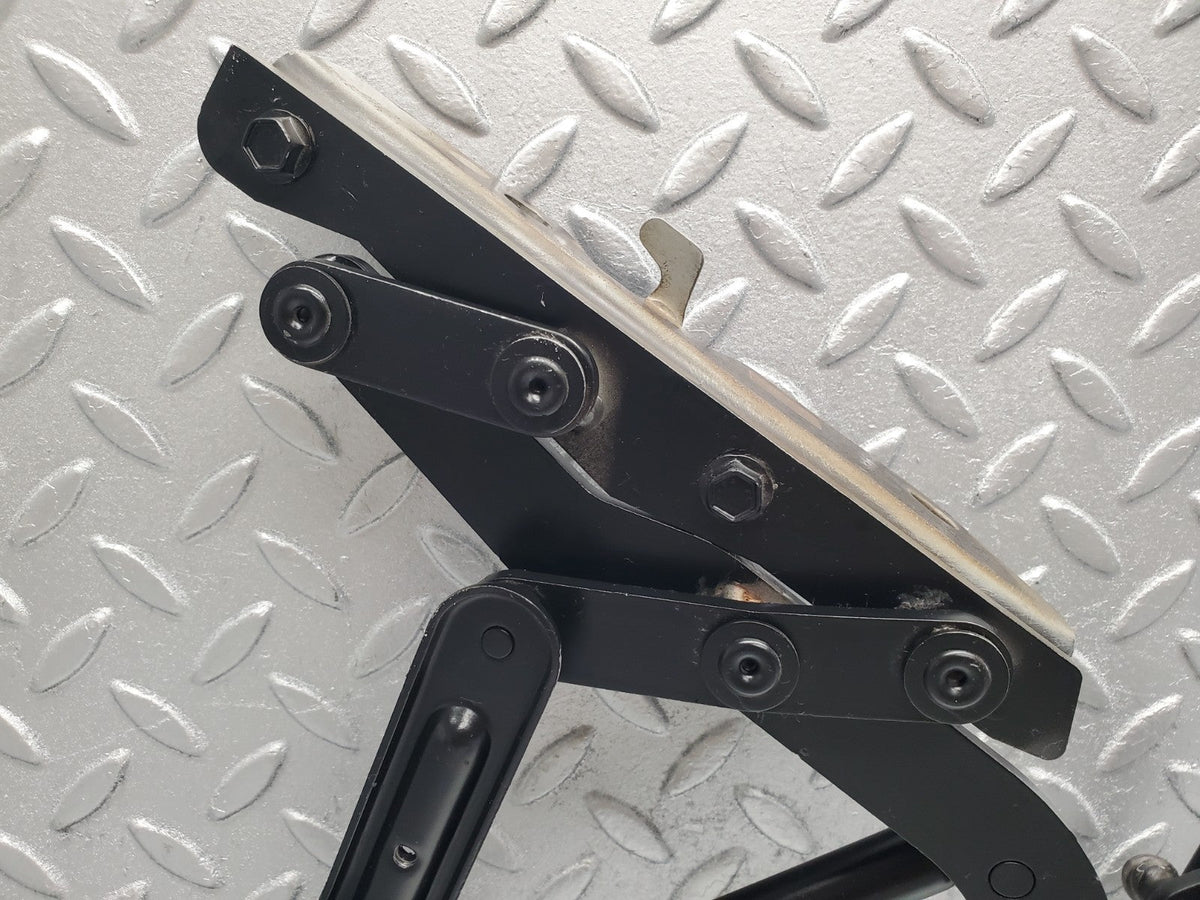 49292 Mercedes-Benz A124 320E Cabriolet Trunk Boot Soft Top Hinge Left Side 0675AI 0350N