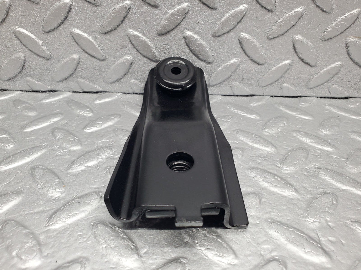 49927 Mercedes-Benz R107 380SL Engine Suspension Holder Right Side