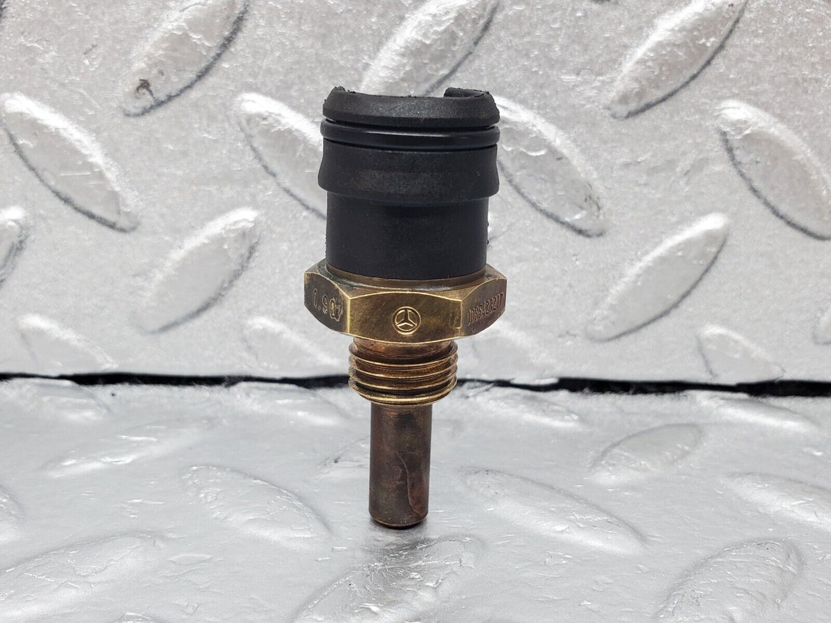 45341 Mercedes-Benz 280E M110.983 Coolant Temperature Sensor Beru A0085423217 0824121020