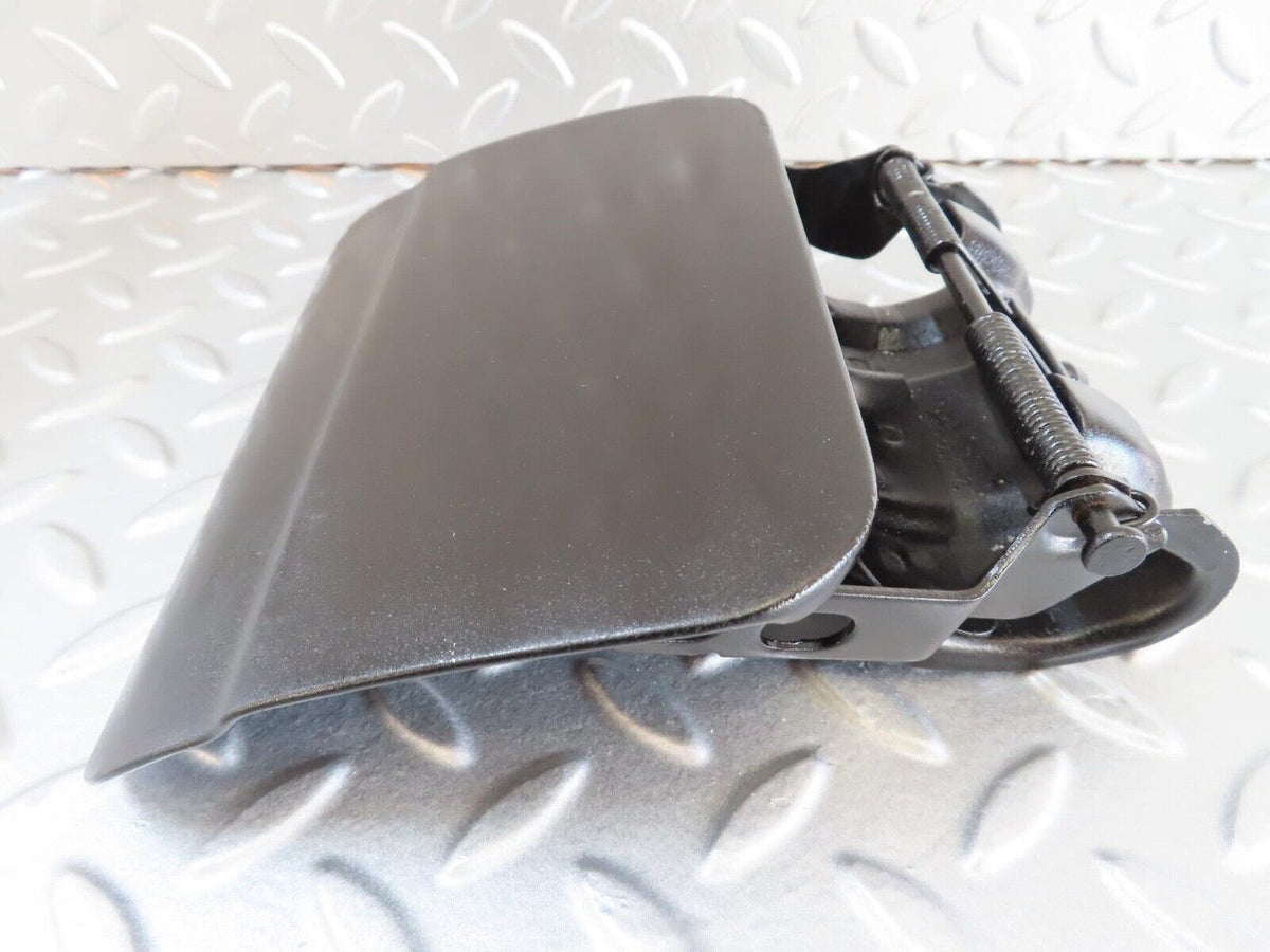 13924 Mercedes-Benz C107 450SLC Fuel Tank Flap Cap