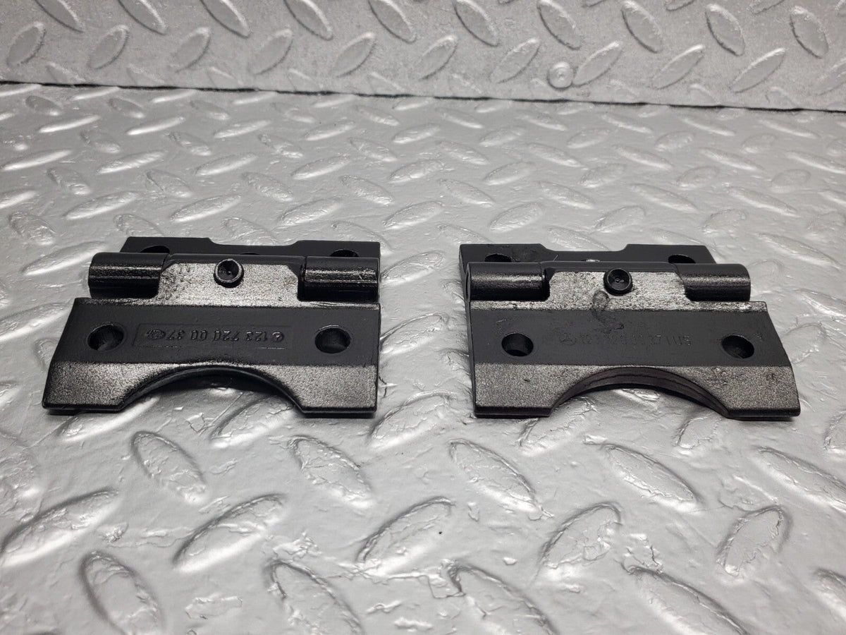 48314 Mercedes-Benz C126 Coupe Door Hinge Left Side A1237200037