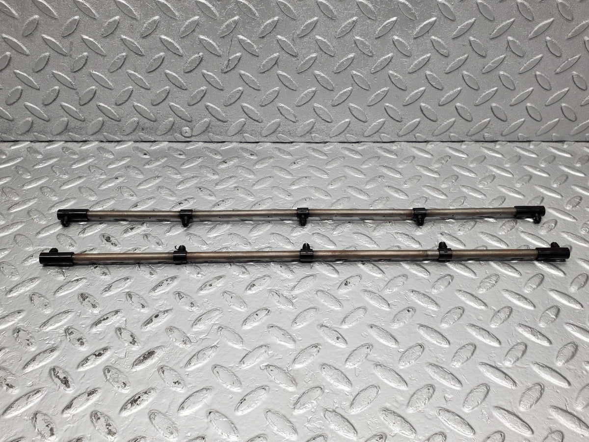 50893 Mercedes-Benz W108 280SE 3.5 Camshaft Oil Tube