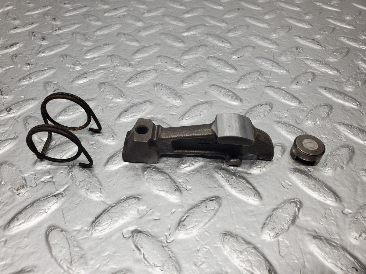 48883 Mercedes-Benz W108 Valve Rocker Arm With Retaining Spring & Tappet